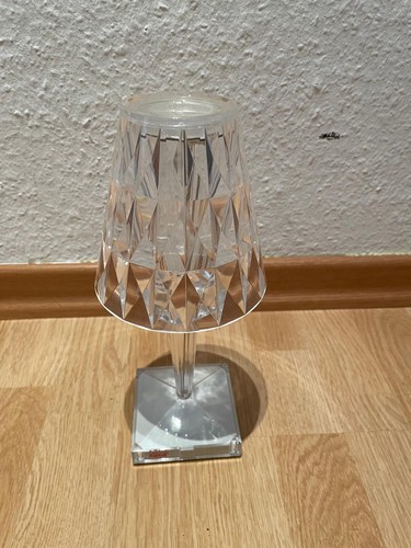 Kartell battery tischleuchte - kartell,
