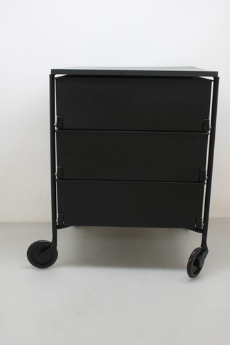 Kartell mobil container - 3,